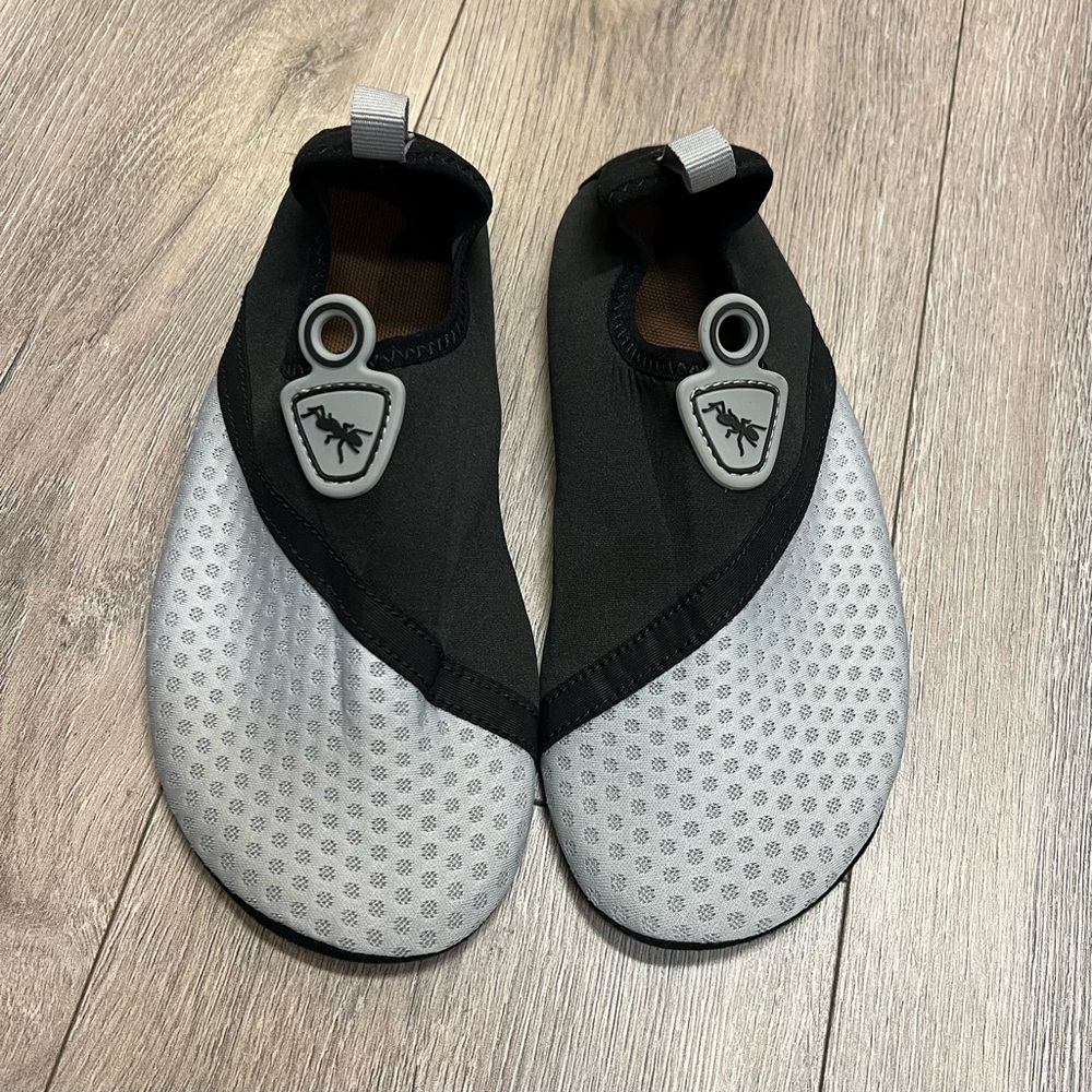 Big Ant Black & Gray Water Socks Yoga Shoes Slip On 38/39 8-8.5